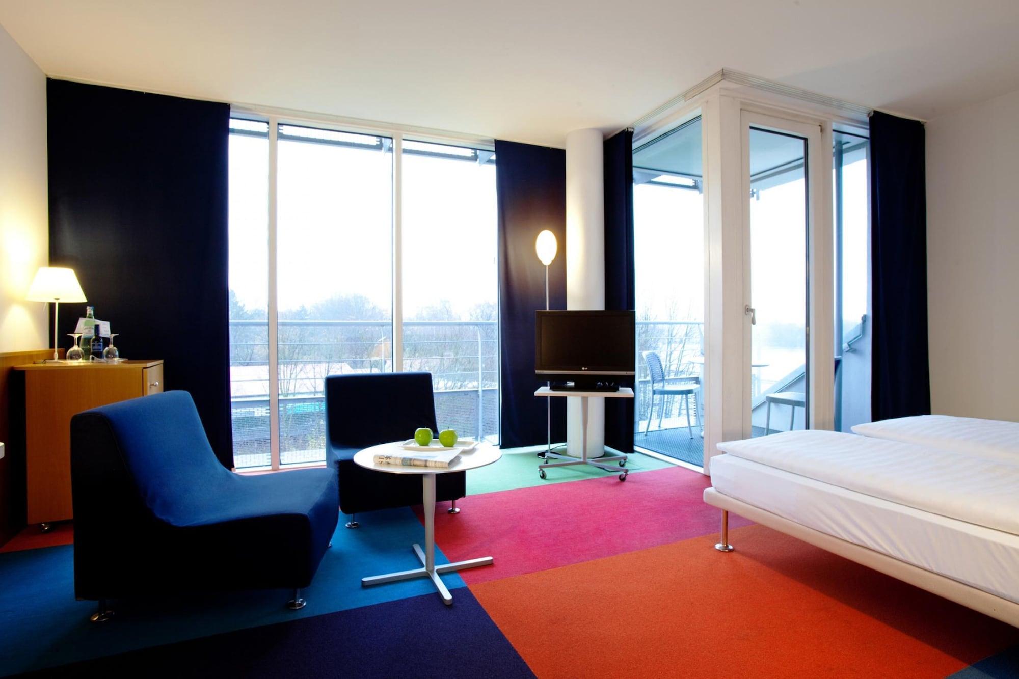 Vienna House By Wyndham Havelufer Potsdam Hotel Exterior foto