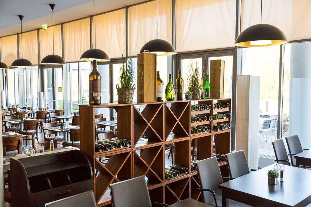 Vienna House By Wyndham Havelufer Potsdam Hotel Restaurant foto